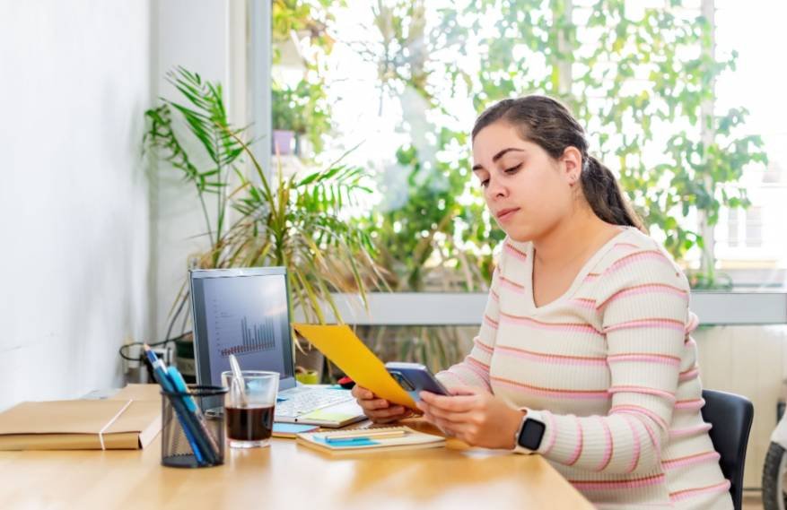 Can an Alternative Work Schedule Improve Work-Life Balance?